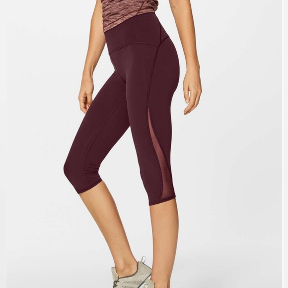 Lululemon Train Times Crop (17") Garnet - Picture 1 of 12